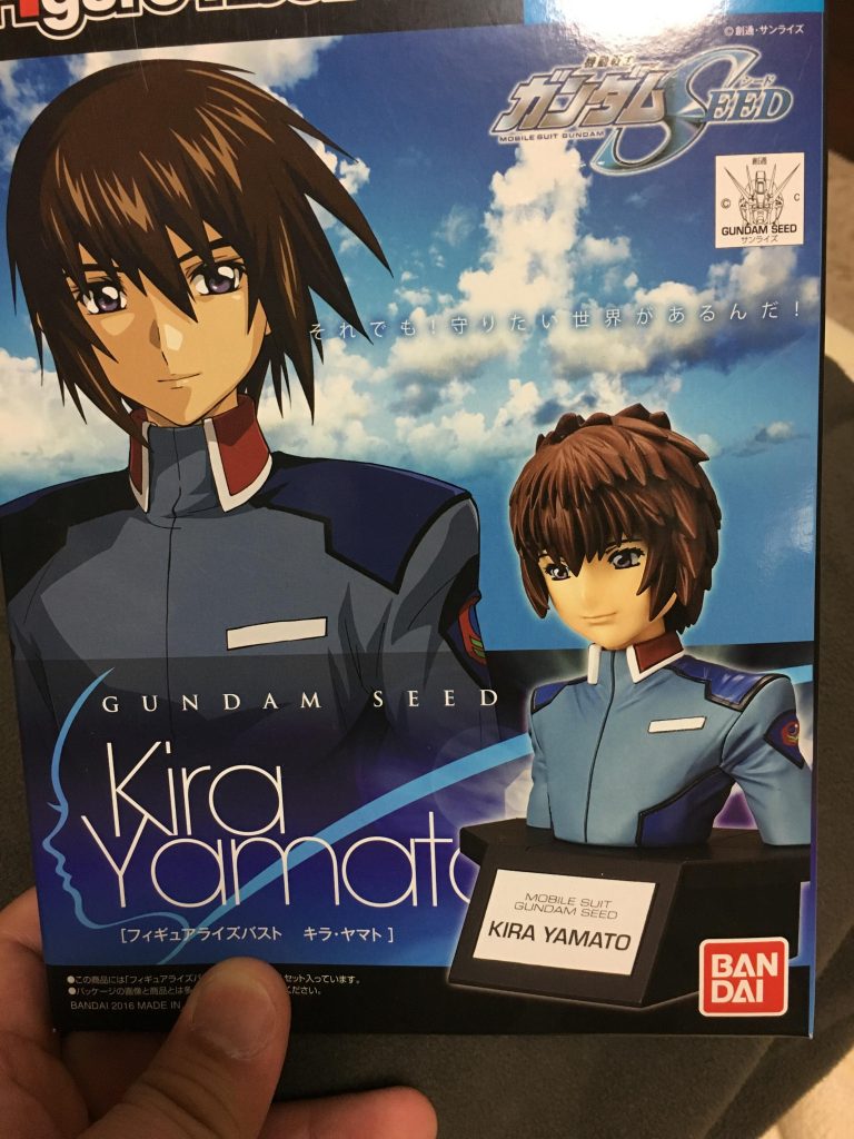 元々のエリは、シャツにして、
上着のエリは、プラ板で作成しました。