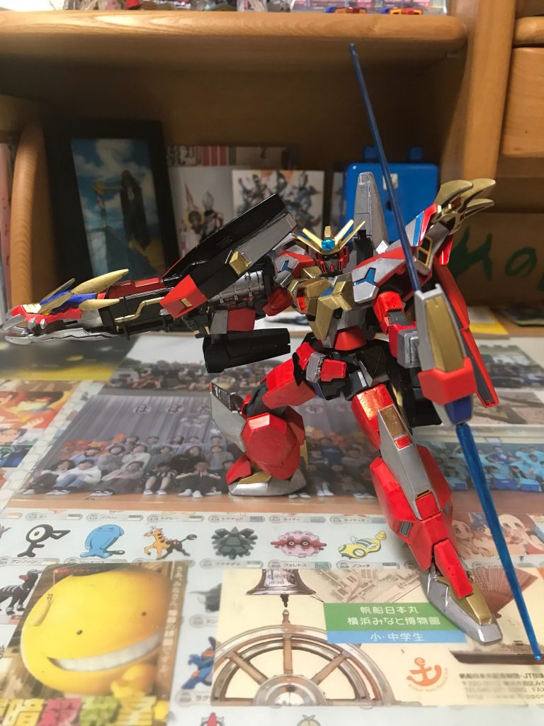 グリッドガンソード・ツインエッジ
元パーツのギミックを活かして、薙刀状に
ビームを発振させることも可能。この時に
余った一本は分解してAGE3の台座に収納可能
3ミリ軸を多用した恩恵だったりする(笑)