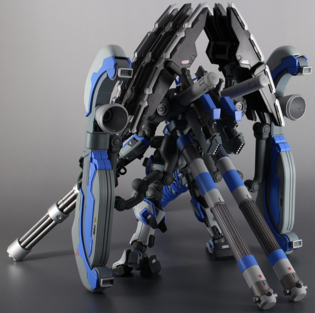 この前に投稿したフルアーマーが対軍装備であるのに対して，こっちのアトラスは1対1最強をコンセプトに盛りました。