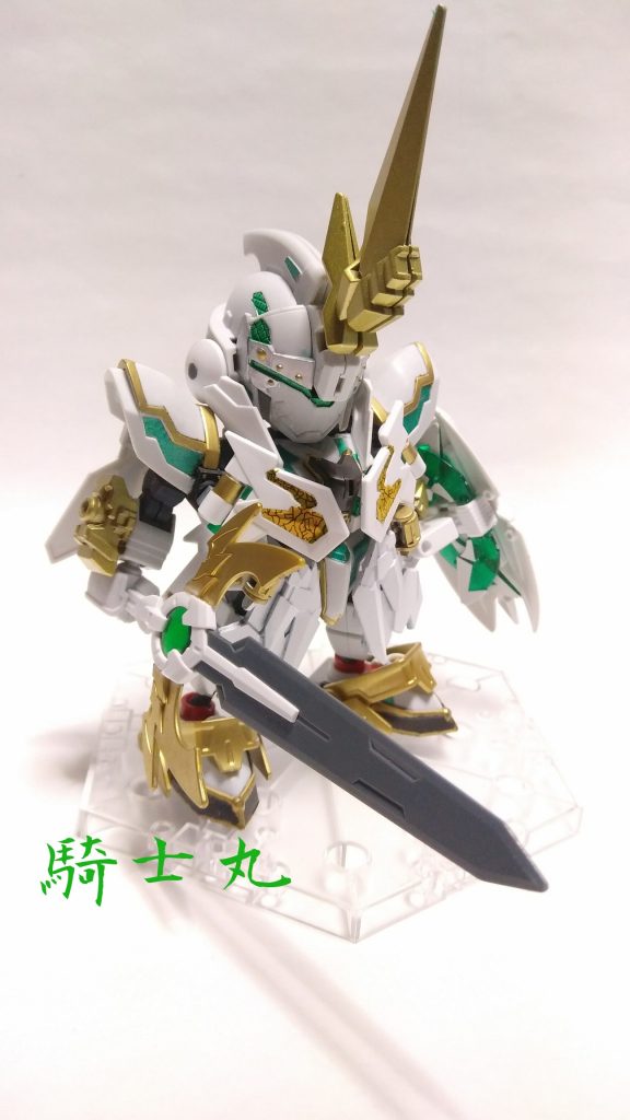 騎士丸ノーマル状態
全体的に部分部分にゴールドを配色してます。