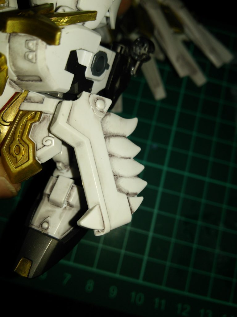 下半身にボリュームが足りないとアドバイスを頂きましたので、アイデアが浮かびました‼