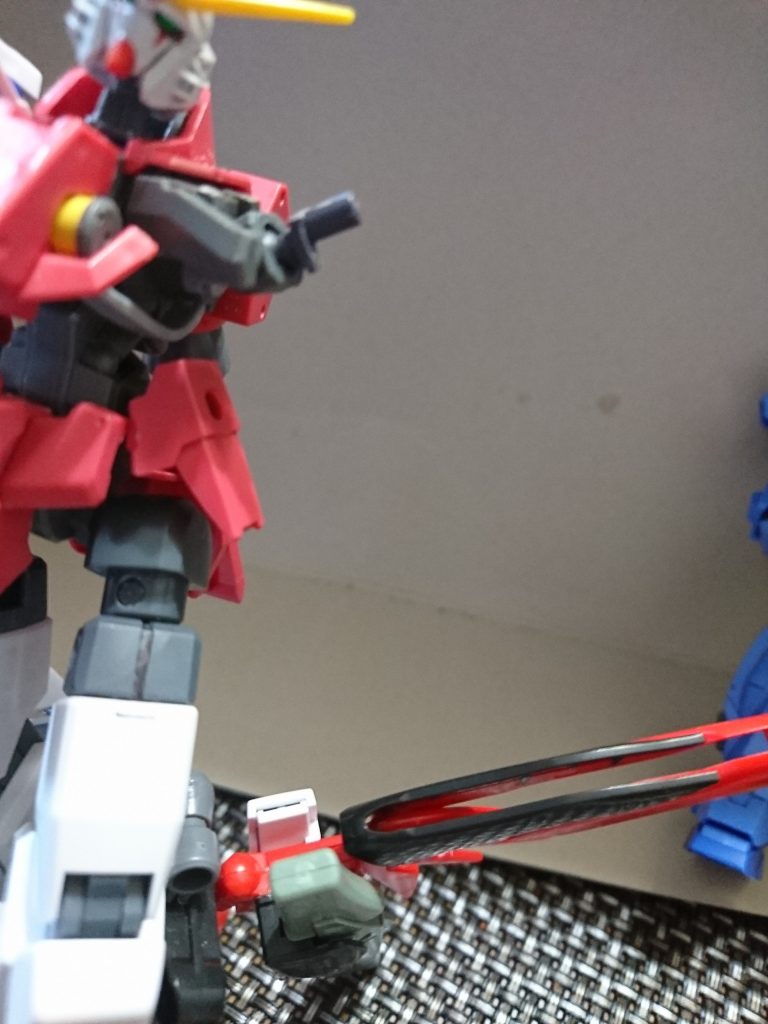 肩はサンダーボルトの陸ガンsを加工して使いました