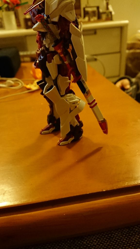 長刀 名称は､「彼岸紅」主に真っ二つ切りや竹割りなどの技で、最大の必殺技は、抜刀術「居合い切り」