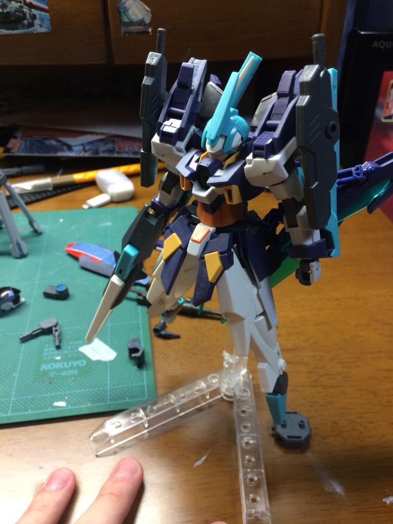 初めの方は結構ごちゃごちゃしてたけど 結局高速機ってイメージに固まったから かなり削いだ