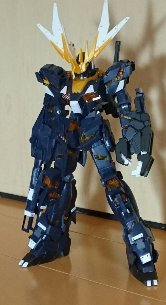 破損前のバンシィ製作中画像です。