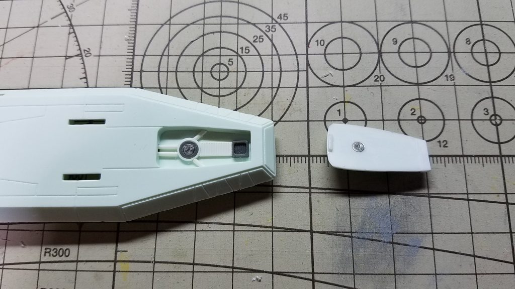 主砲内部のディテール。
こちらもEXモデルを参考に簡単に済ませてます。