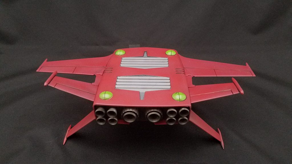 底面。
緑のドーム部分にライディングギアが収納されているという感じでモールドを追加してます。
また、台座取り付け位置にネオジム磁石を埋めてます。