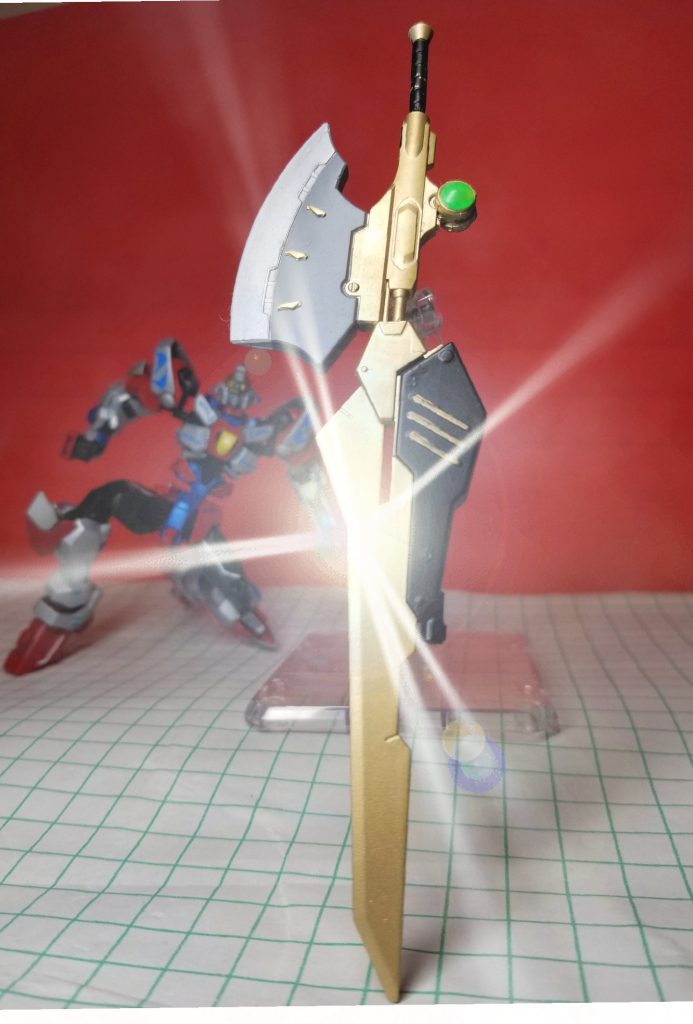 そしてこちら!!
ガンプラグリッドマンのアシストウェポン
「ガンプラグリッドマンキャリバー」だ!
名前も長いですが刀身も長いです!!