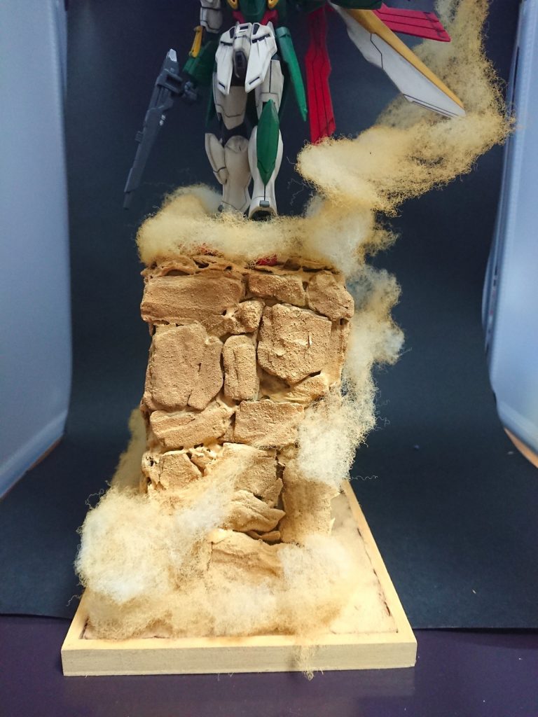 今回フェニーチェ本体より時間かかった土台部分、アニメとはちょっと違いますがまあいいかなと