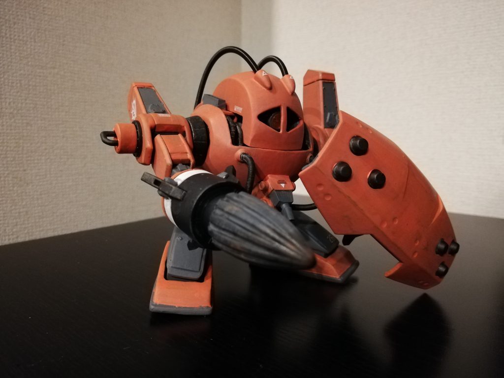 シールドは、粉砕した岩を避けるのに使うイメージです。