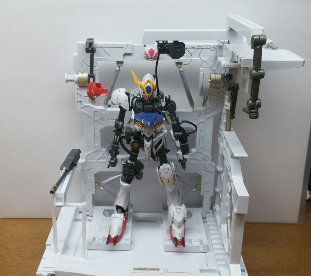 ドックの方もアーム沢山付けた。
アーム付けとけばドックになります。