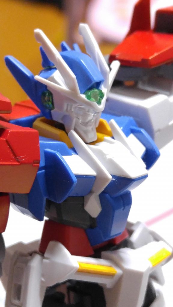 フェイスを綺麗にぴったりハメるのが苦労しました。