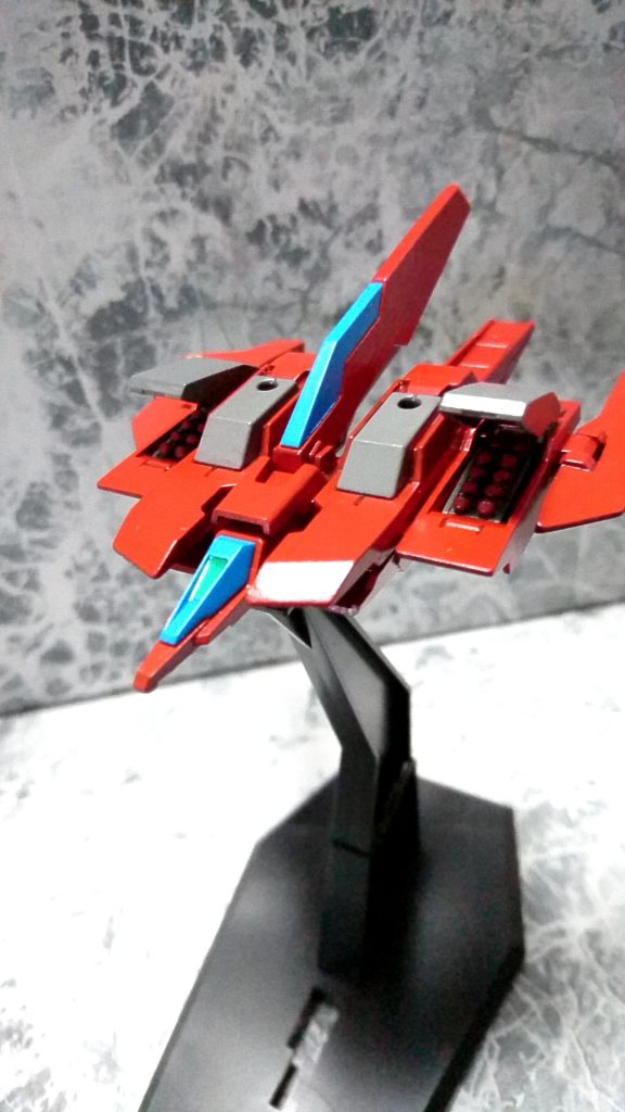 支援機
「ヒノトリ」
空対空ミサイル イブキを搭載