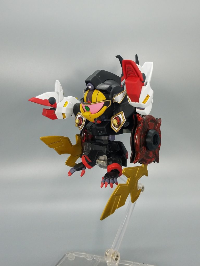 かつての三羅将 宇折堕に似た理屈屋な言動から海羅震海撃を食らわせる。