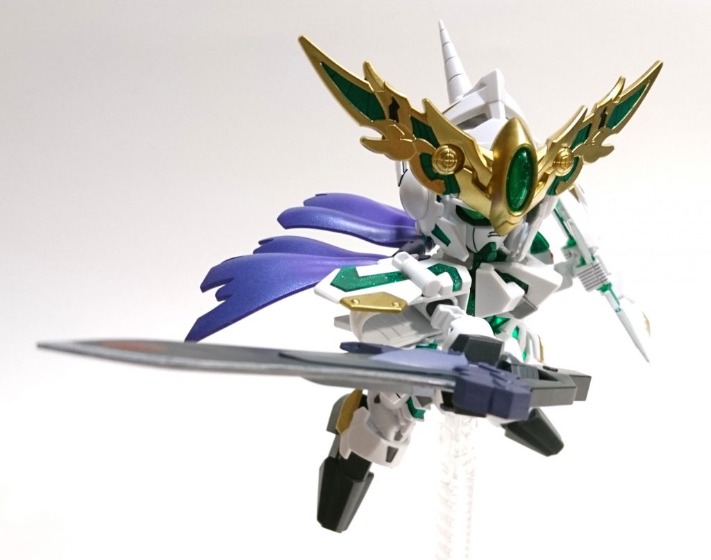 【アクション③:斬！】
腕、脚を長くしたので、ボージングにメリハリがつきました。