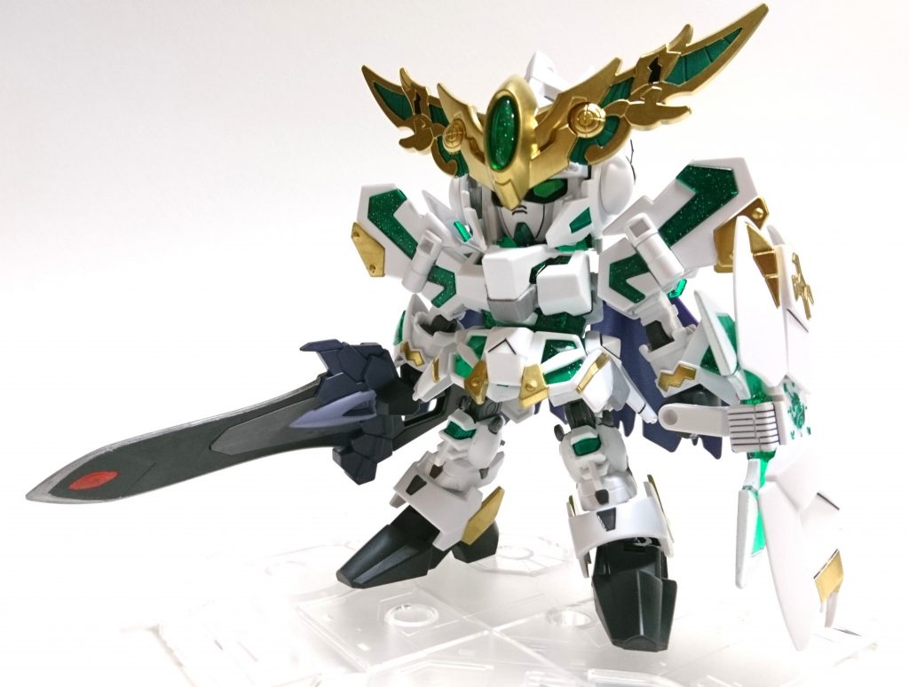 [塗装箇所]
・クリアパーツ下地&緑部分…メタグリーン
・アンテナ&金色部分…ゴールド
・ソード刃部分…シルバー
・腕&ソード宝石部分…メタレッド
・ソード塗り分け…グレー、メカグレー
・マント…パープル、メタバイオレット
