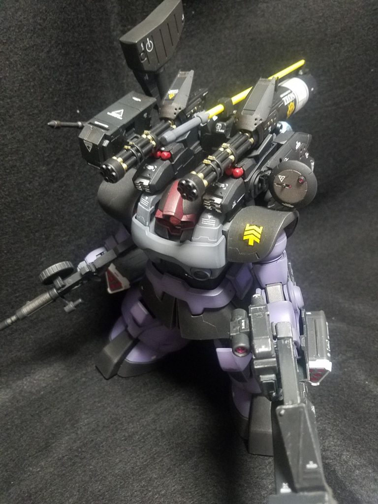 レドーム
ミサイルランチャー

そして絶対装備したかったガトリング‼️
このバックパックの構想はガトリングから始まりました(笑)