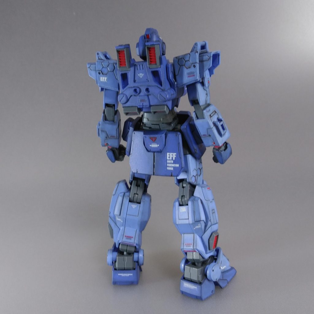 赤いランナーを加工したレッドポイントを差し色にしています