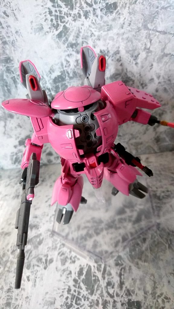 元々装備されている胸部ミサイルと

バックパックのファイヤビー誘導ミサイル(ブレイズウィザードを使用)