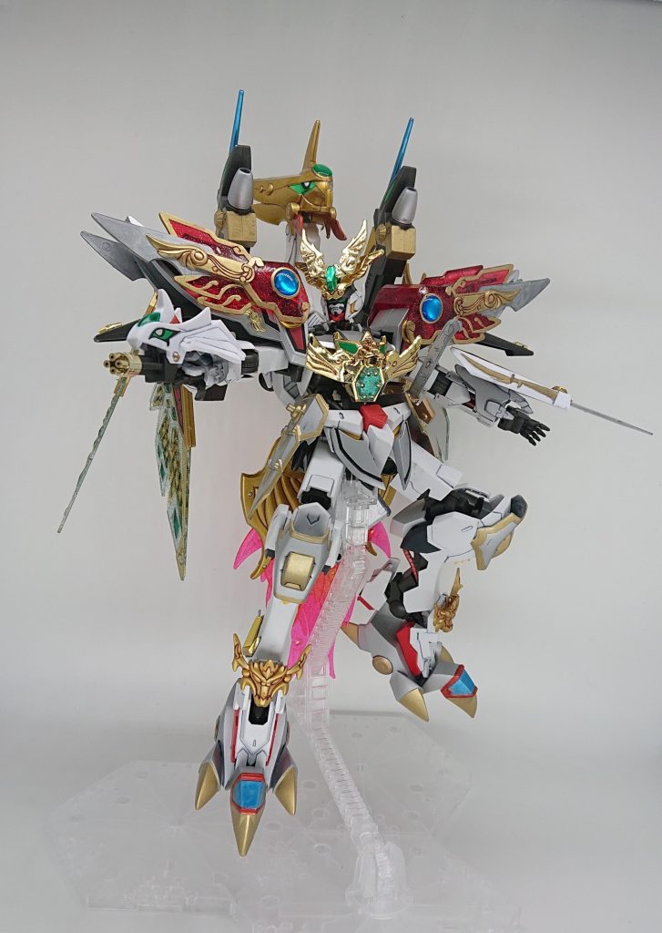 【ポーズ2】
右腕にはバルカン砲を装備