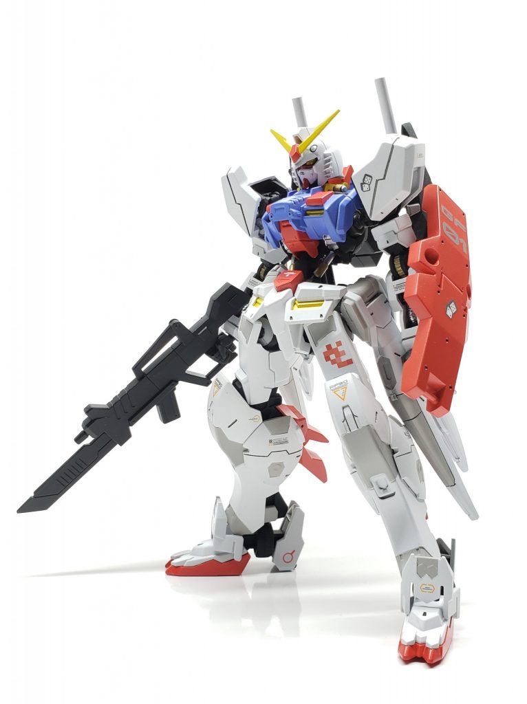 正式名称
「ガンダムフレーム試作壱号機 GF01アイリス」
鉄血のオルフェンズの世界において一番最初に作られたガンダムフレームというオラ設定で、花言葉は「希望」です。
試作型ではあるが従来のMSに比べ運動性能が異常に高い反面、阿頼耶識も試作型のためパイロットへの負担が非常に激しく、廃人を何人も生み出してしまう。
いつしかパイロット達の間で白い悪魔と呼ばれるようになった。
っていう設定ですが、あまり長くなっても申し訳ないのでこの辺で😅