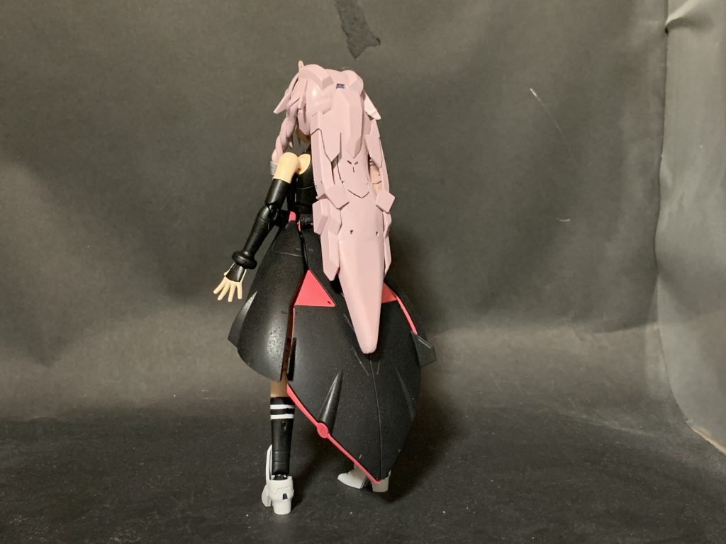 手を加えたのは髪型くらいですがそれなりに再現できていると思います