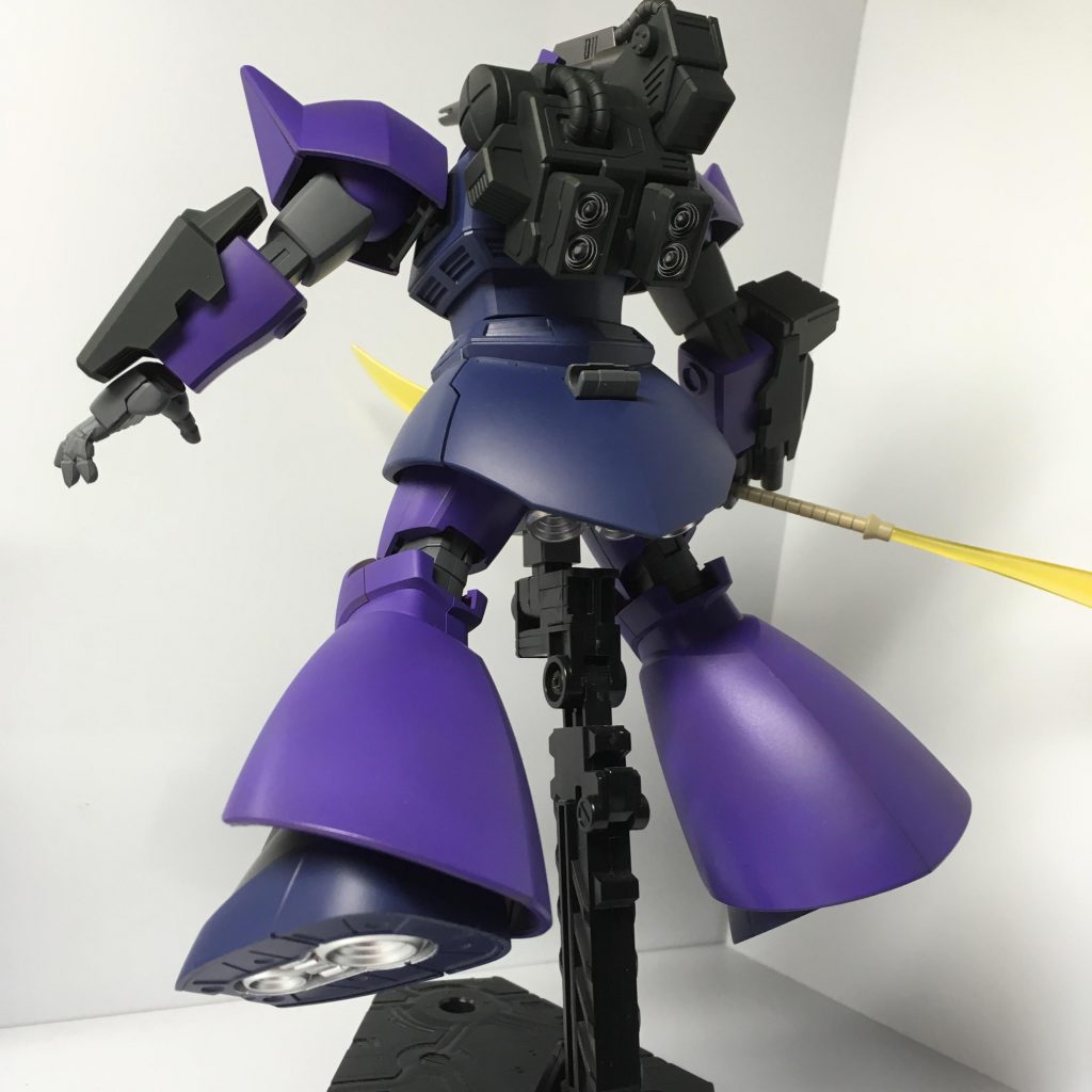 各バーニアはタミヤのスパークリングシルバーで塗装したのでやたら明るいです