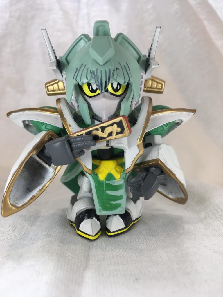 正面から
顔は祝融ガンダム、胴体は孫尚香ガンダム
他はジャンクから作製