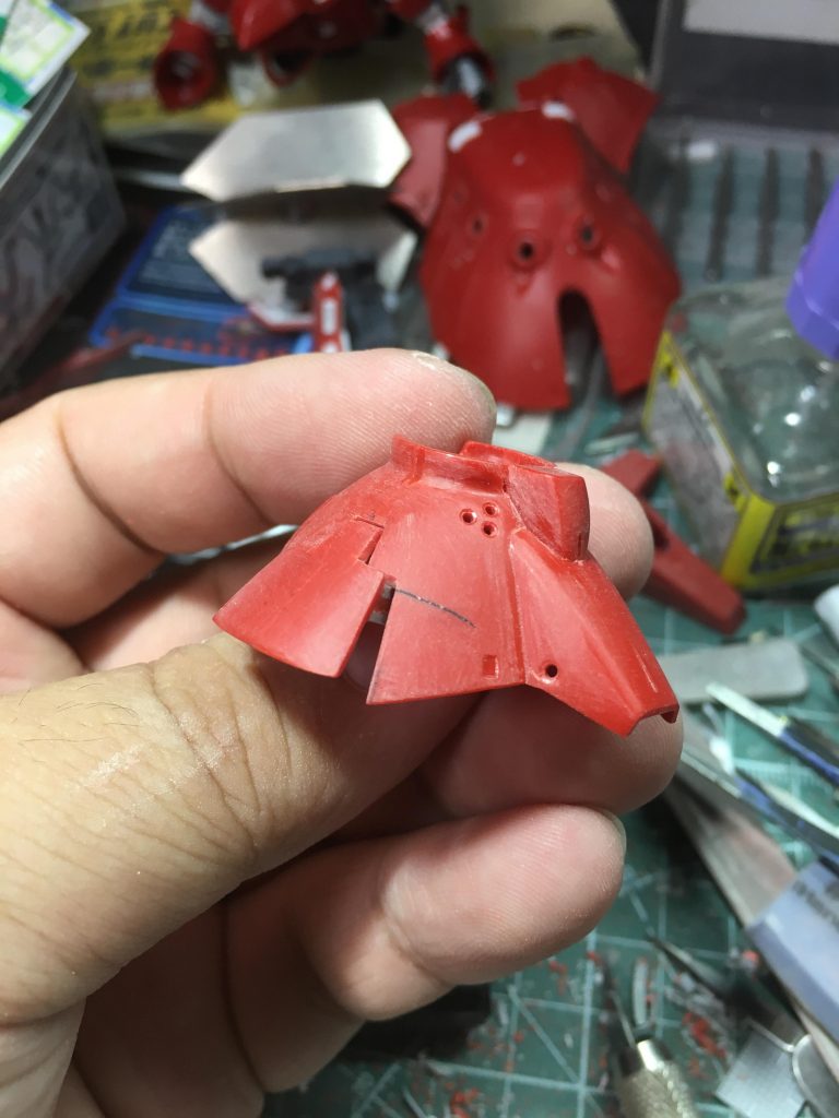 下書きしないでぶった切っちゃって左右で形を合わせるのが大変でした。見切り発車は危険ですね。なんとか似たような感じになってか良かったです。