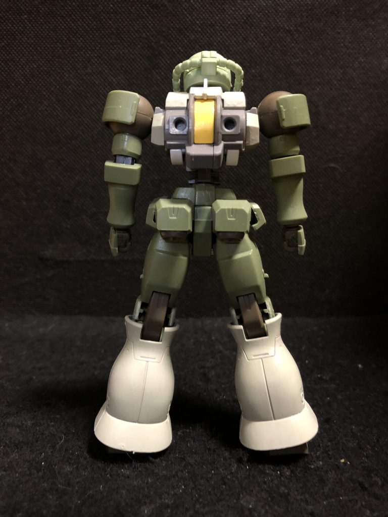 背面。マスキングテープじゃないから。