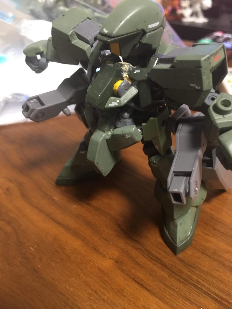 オプションのブースターはハマるようになったものの、流石に大きすぎることに気づきました…。