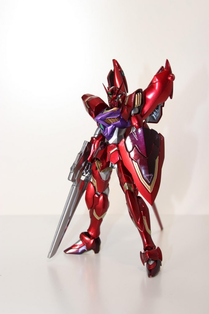 今回は光沢感を出してベイガンの機体らしさを出して見ました