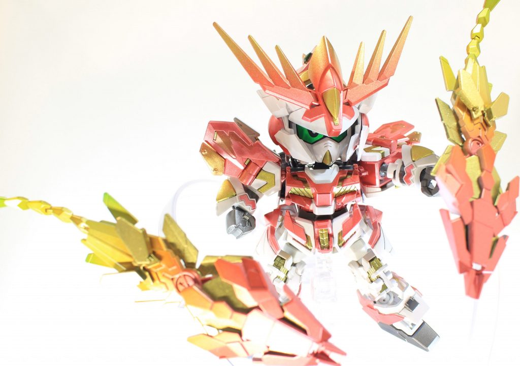 二つのアームドアーマーDEをファンネルのように扱い、攻撃します。