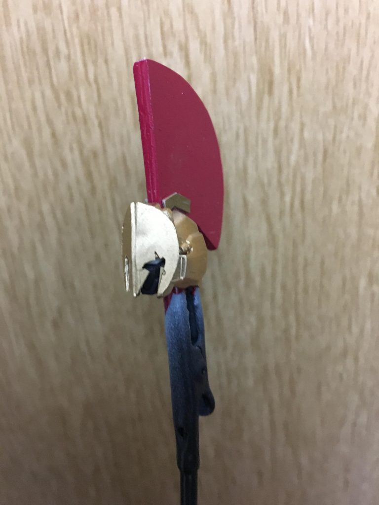 頭部の目の部分はシルバー、マスク部分はつや消しブラックで塗装してます
ちょっとはレオニダス感が出てると思ってます笑