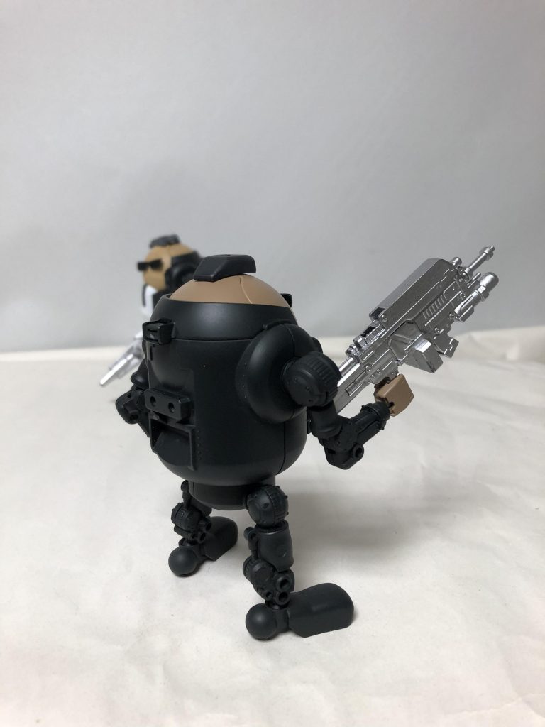 背中から。
K、J共にバックパックは取り付けず
シンプルに。
では、ここから連続活劇スタート!