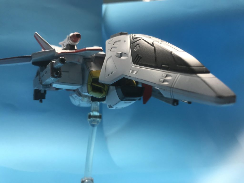 機種部。セクシー!手首を本来は外しますが軽く接着しているので今回はパス。