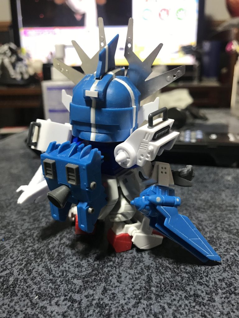 サフ前背面
コアランダー、肩アーマーはコトブキヤパーツでディテ盛りしてます。