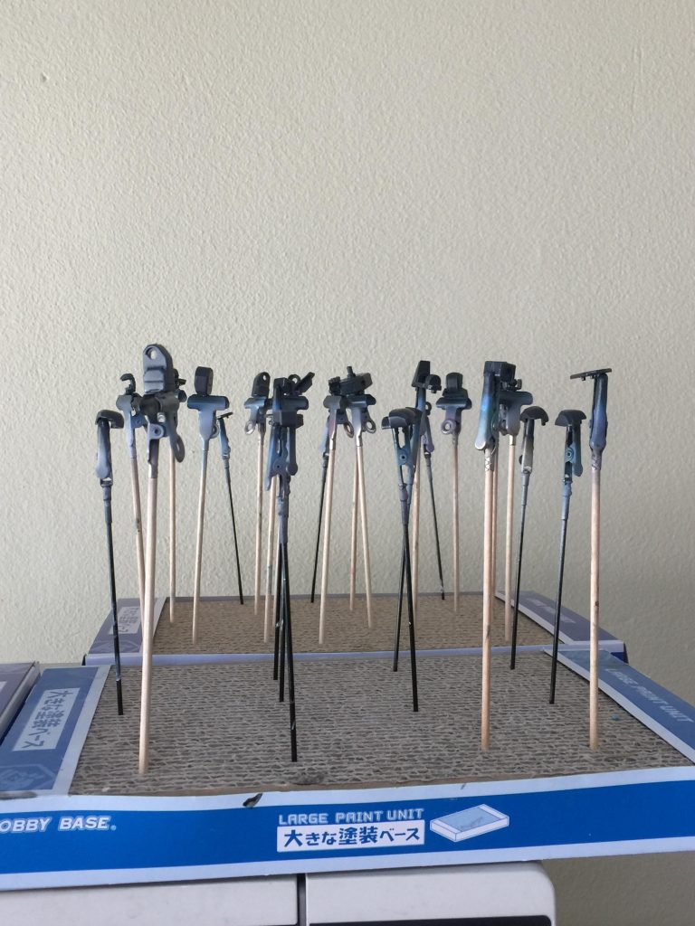 ガンダムAGE・ウルフを
塗装した 制作工程