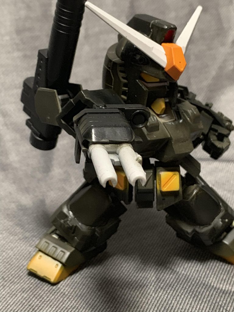 肩のキャノンは若干干渉してスイングめんどくなりましたが一応生きてます