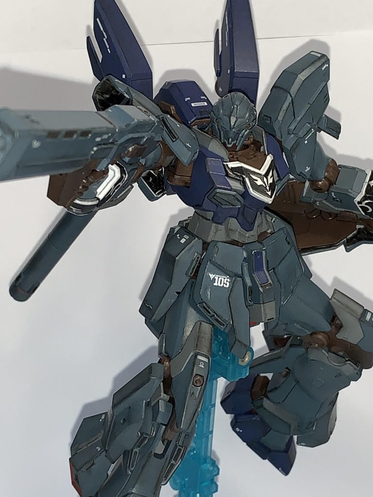 最近のHGはヌルヌル動くし、合わせもさほどない。てか気にならない。これは驚きです