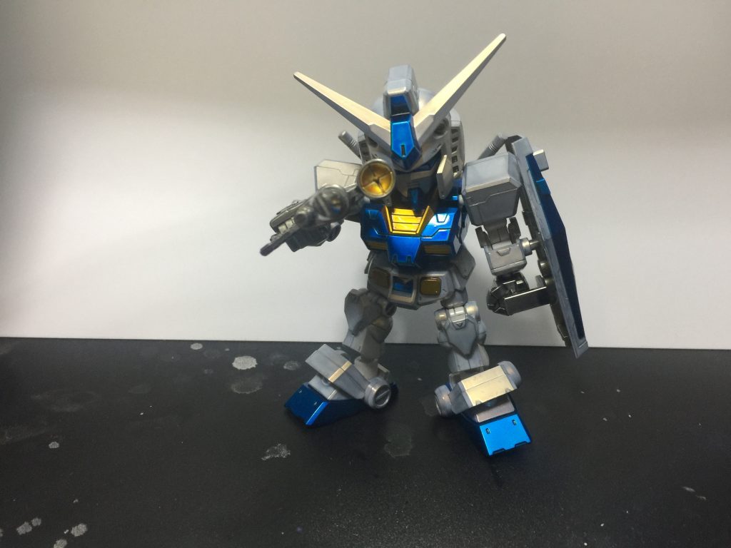 ライフルのスコープ部分もクリアイエローとクリアオレンジ混色で塗装しました。