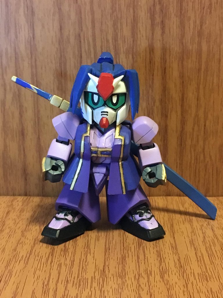 正面から
ベースは武者號斗丸
武者飛駆鳥の刀などを使用しています