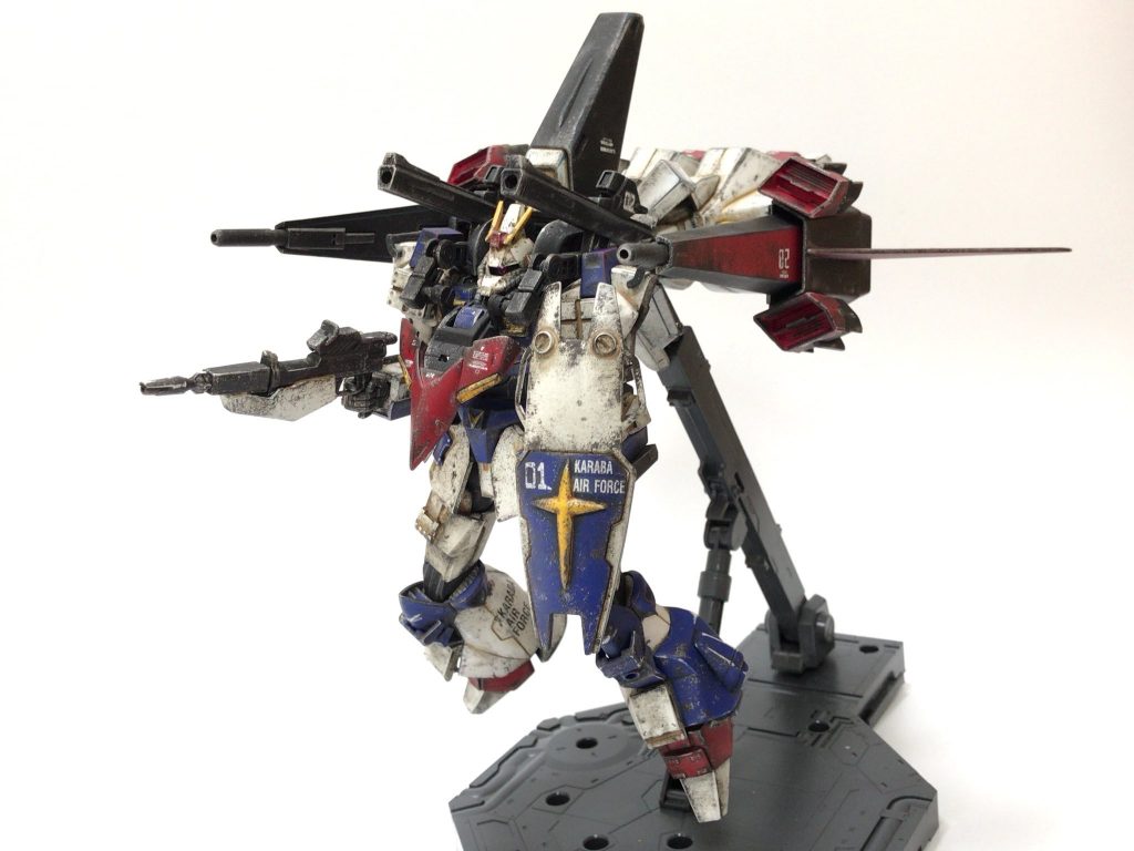 フリゲートブースターはサンダーボルトで活躍していたコルベットブースターを真似してギャプランのパーツなどから製作しました。