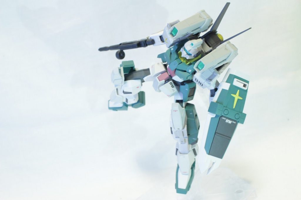 ## GNキャノン
バックパックから展開式で現れるセラヴィーガンダムの武装、破壊力は折り紙つき!
格納状態は陸戦型ガンダムのコンテナをイメージしてたりしなかったり。