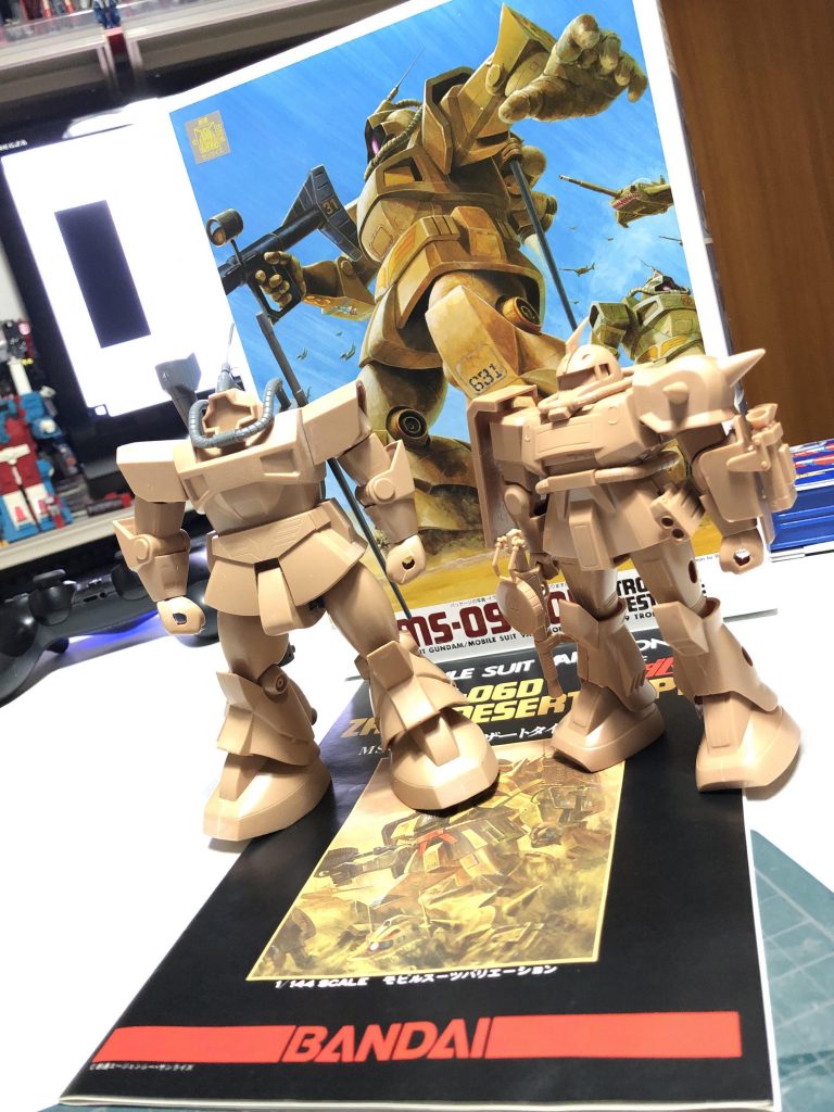 てことで今回はお正月チャレンジで年末年始にプロトタイプドムとデザートザク、グフ飛行試験型の同時製作しました☆
 
小隊作るのがマイブーム。
 
順次追加してこ(≧∇≦*)