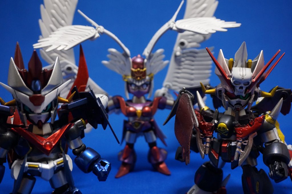 グレートマジガンカイザー
キュベルバX
マジガンカイザーSKL X
と三作品 マジンガーとMSをミキシングしてみました!
スーパーロボット系の機体を作る感じで楽しかったです