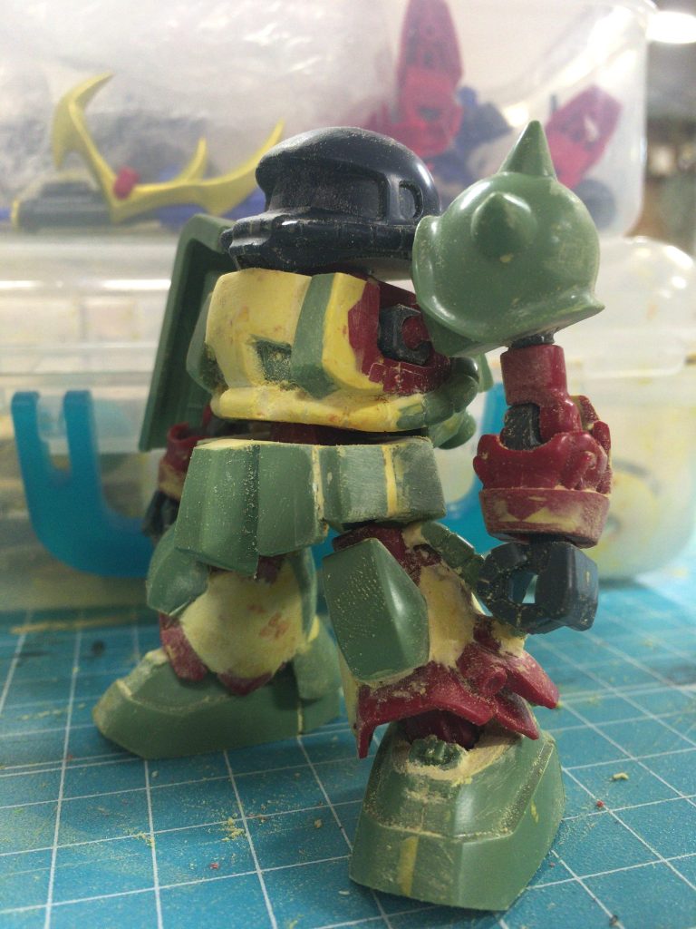 パテ盛って整合性とってる