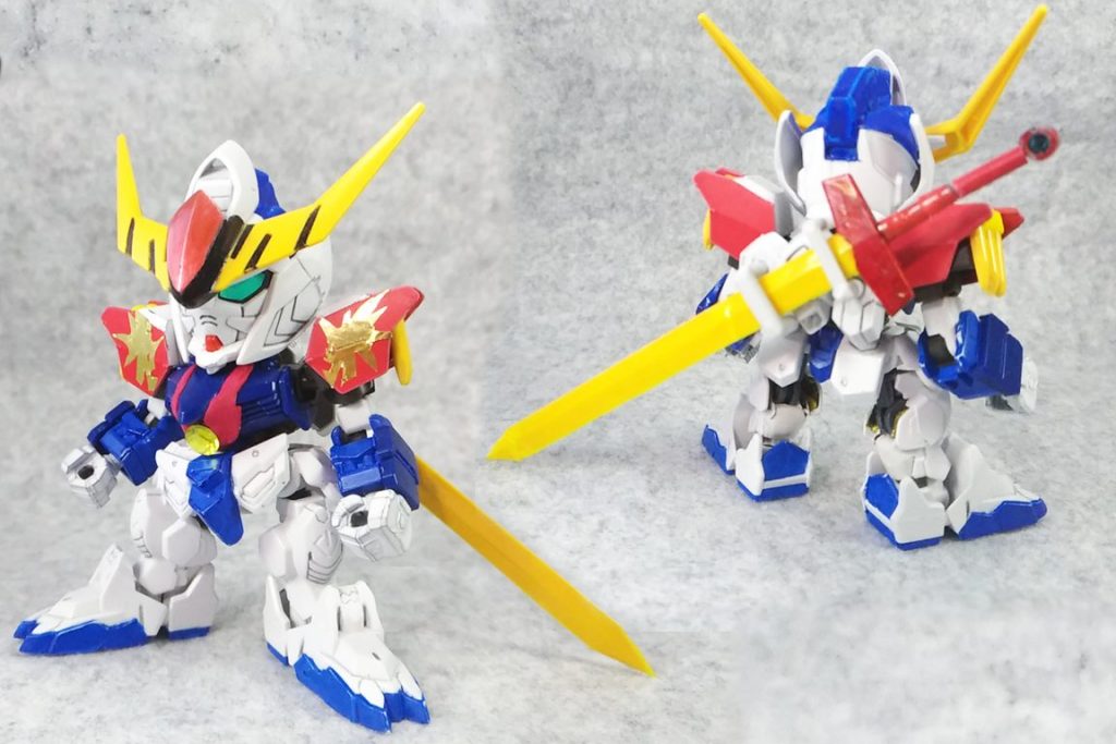 胸の赤い所はダイソーの樹脂粘土で、黄色い丸はデコシールです。
背中はランナーのコの字のところを使用してます。
足の肉抜きをボールデンアームアームズの関節で埋めてみましたが、曲がるけど膝立ちはできません。