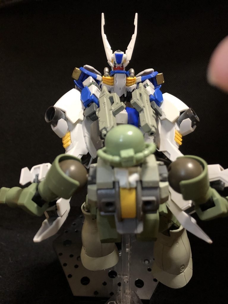 決めゼリフは「地獄で痺れな！」