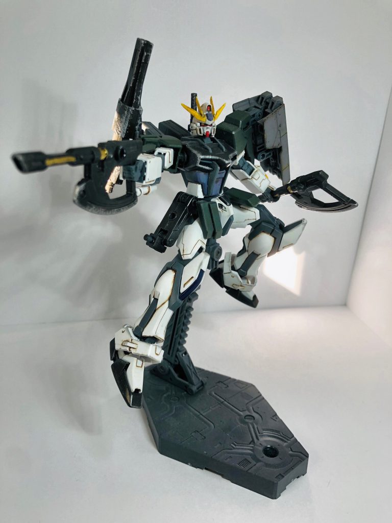 アックスビームライフルは金でちょっと豪華っぽく？